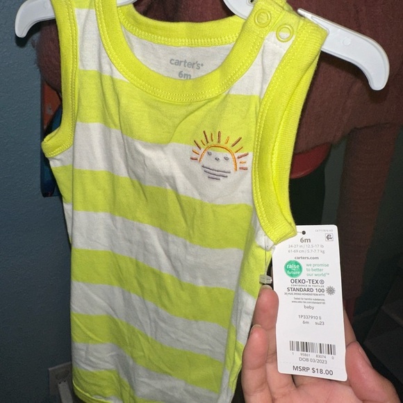 Carter's New Romper - Picture 2 of 5